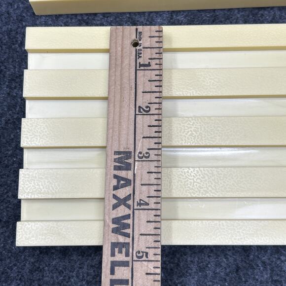 Plastic Domino Tile Holder Racks Set of 4 Grooves for Family Game Night - Picture 2 of 4